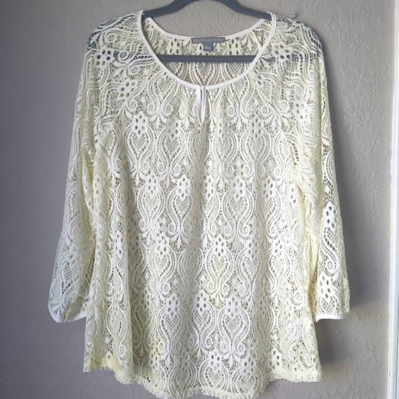 Valerie Stevens Tops - Valerie Stevens Lace Cream Off White Top Tunic size L